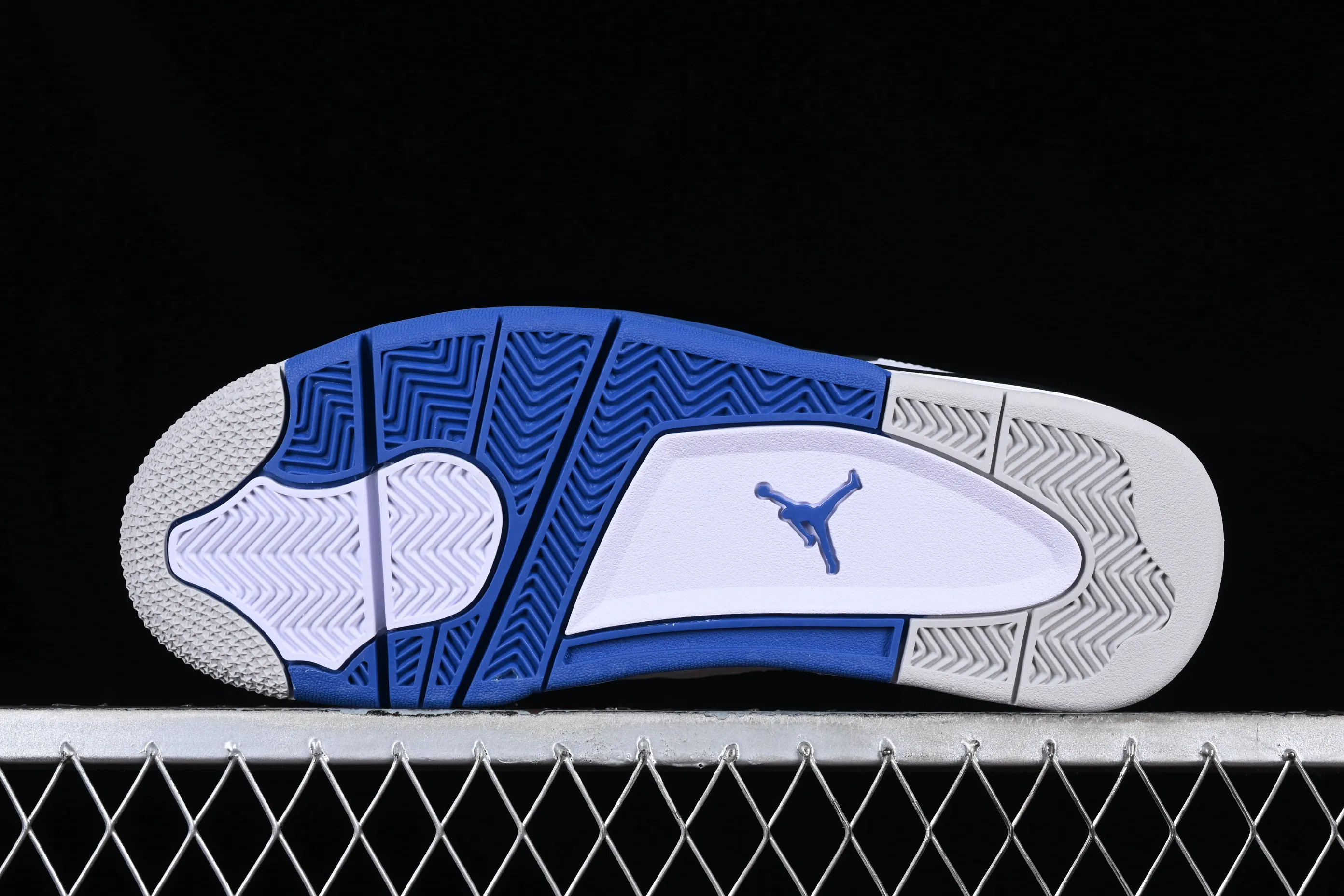 All categories Air Jordan Jordan series basketball shoes Air Jordan 4 GX foreign trade version Air Jordan 4 Retro AJ4 Joe 4 white and blue 308497-117